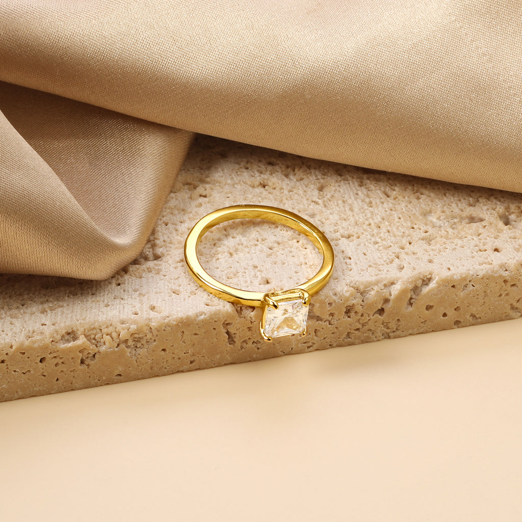 Anillo Circonia Cuadrada
