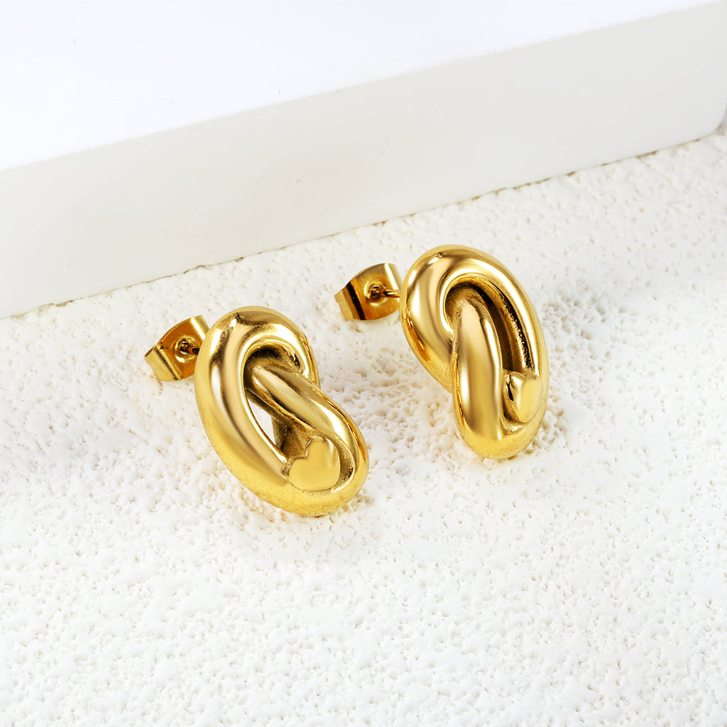 Aretes Nudo con Corazón