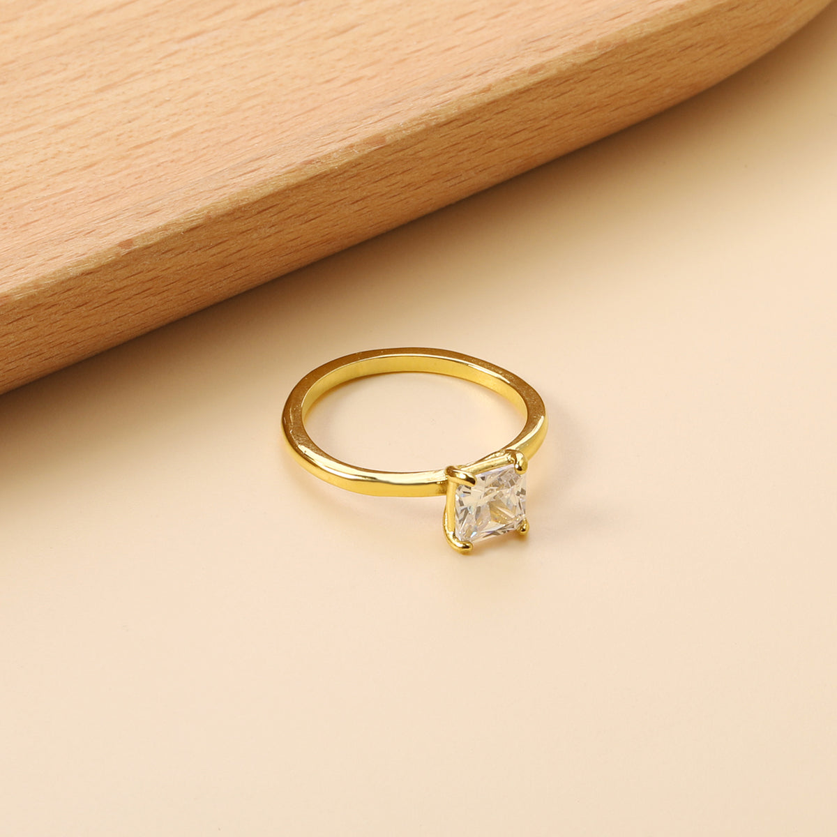 Anillo Circonia Cuadrada